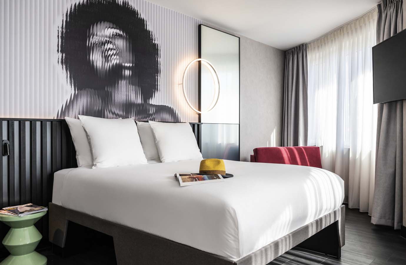 Ontdek Amsterdam: Betaalbaar Comfort in Iconische Hotels