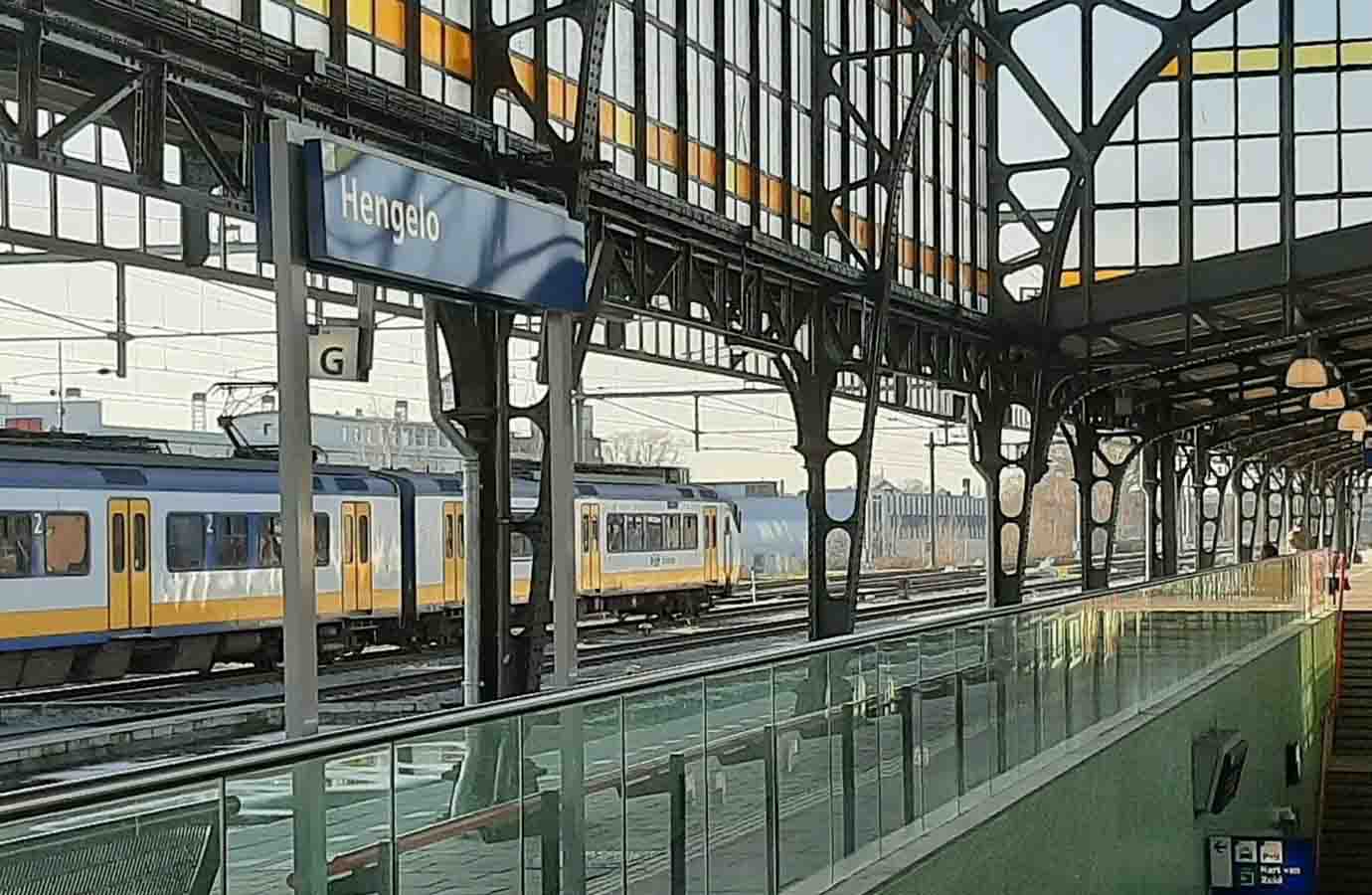 Openbaar vervoer Hengelo: metro, bus en trein, zodat u zorgeloos kunt reizen